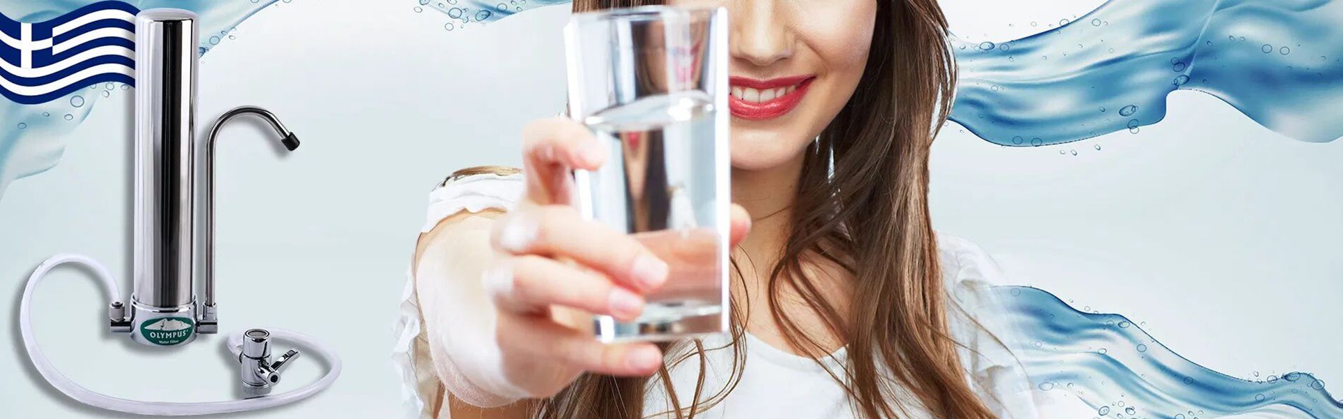 Slajd - 1 - kobieta ze szklanką wody